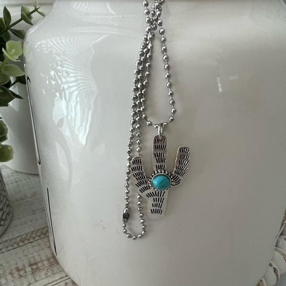 Cute Turquoise Women's Necklace - Picture 2 of 13
